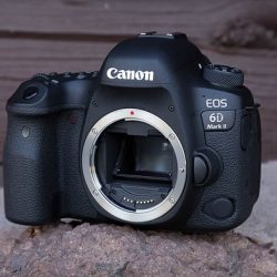 Canon EOS 6D Mark II Body