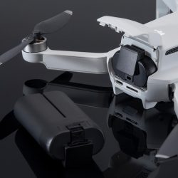 Alternative view of Mavic Mini Intelligent Flight Battery