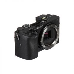 Sony Alpha A6400 + 16-50mm II