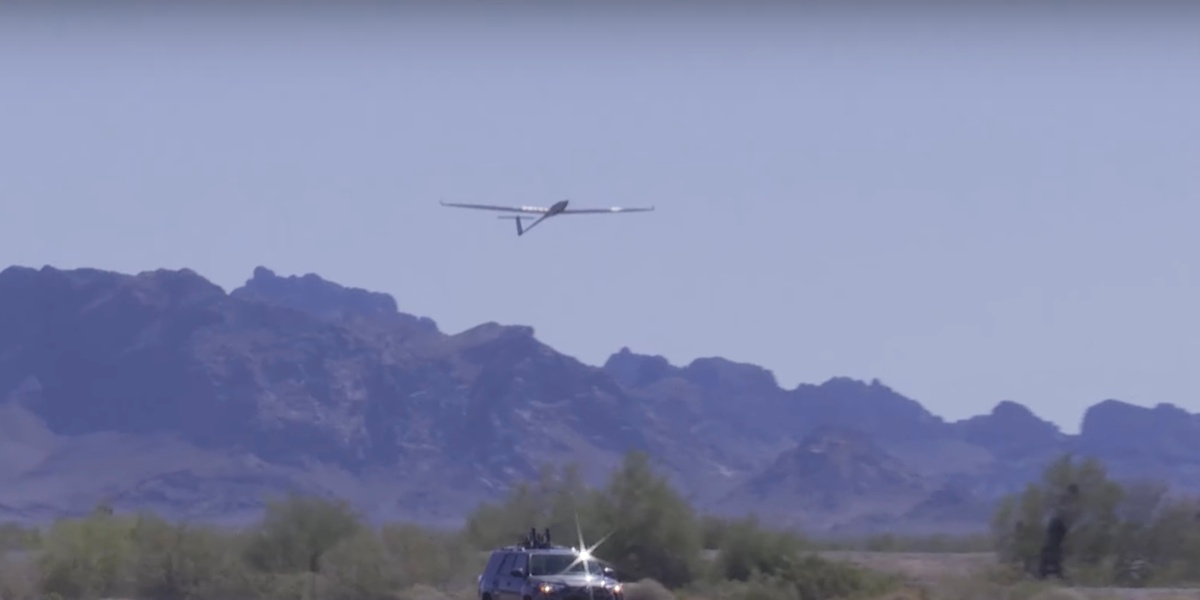 Máy bay không người lái nhiệt điện tử bay thử nghiệm marathon