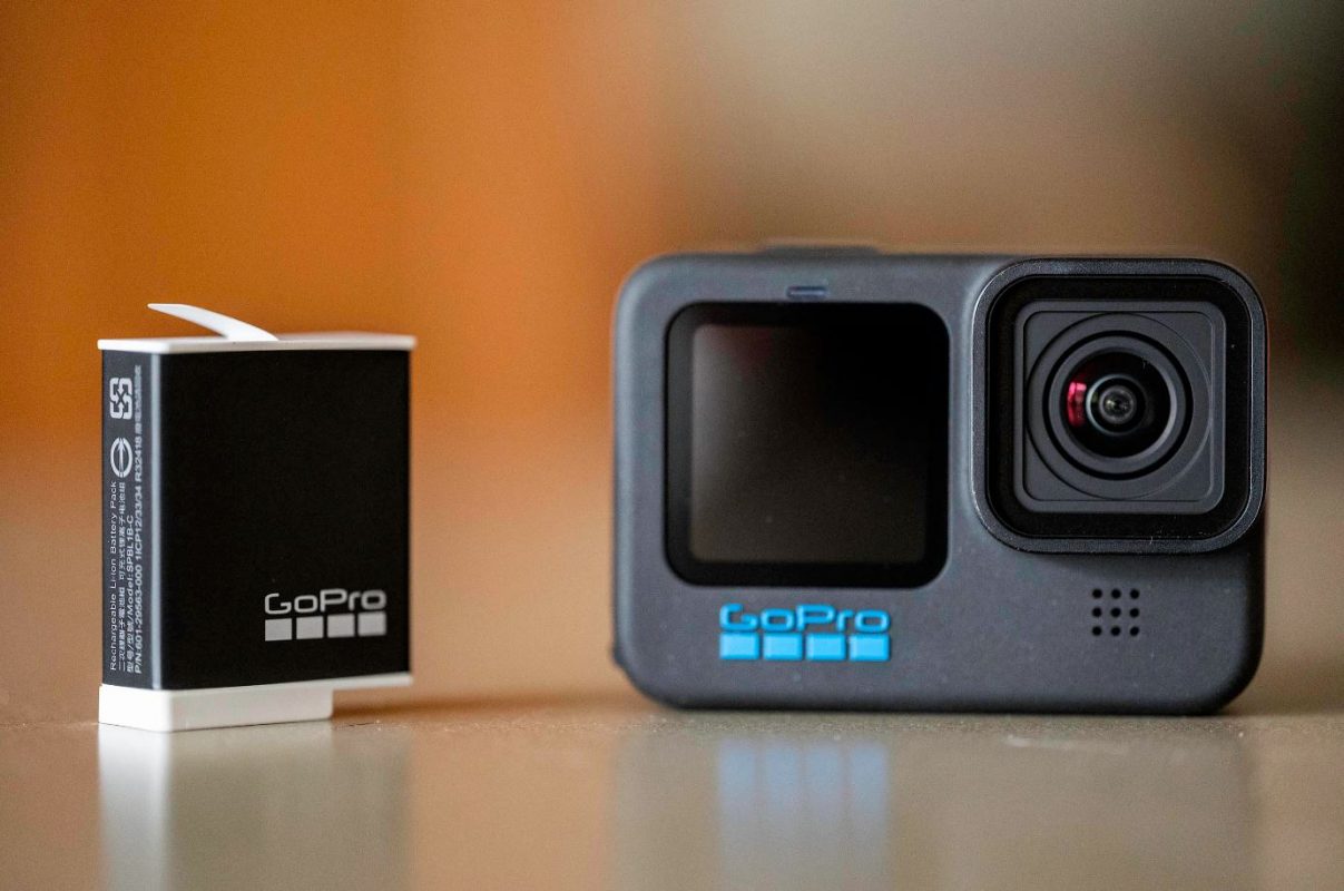 GoPro Hero 11 Black được trang bị pin Enduro thế hệ mới -TokyoCamera - Ảnh Andy Zahn Digital Trends-1666347400
