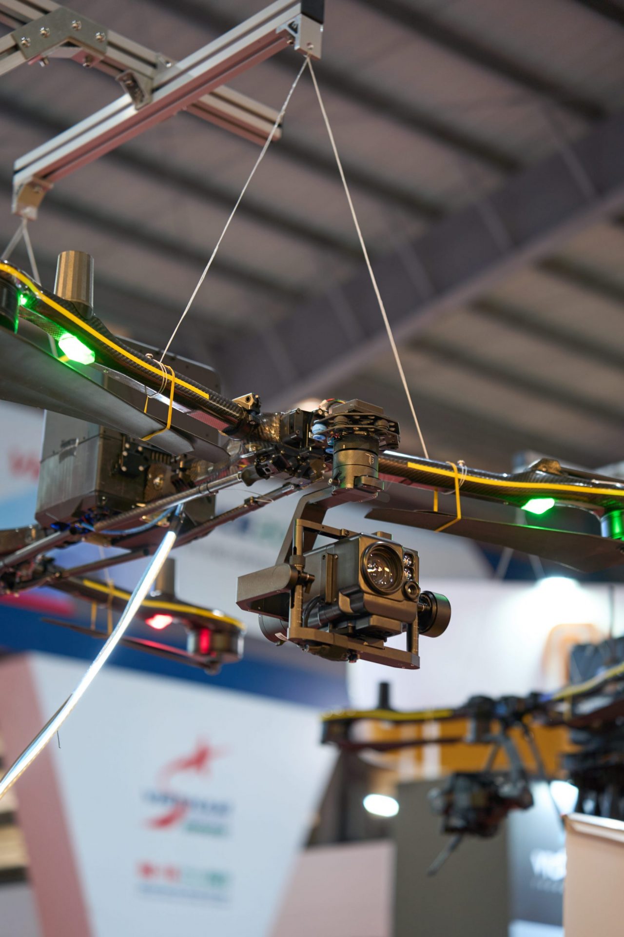 Drone Hera là một phiên bản drone đa dụng, có thể tùy biến trang bị phục vụ các chức năng từ dân dụng cho tới quân dụng