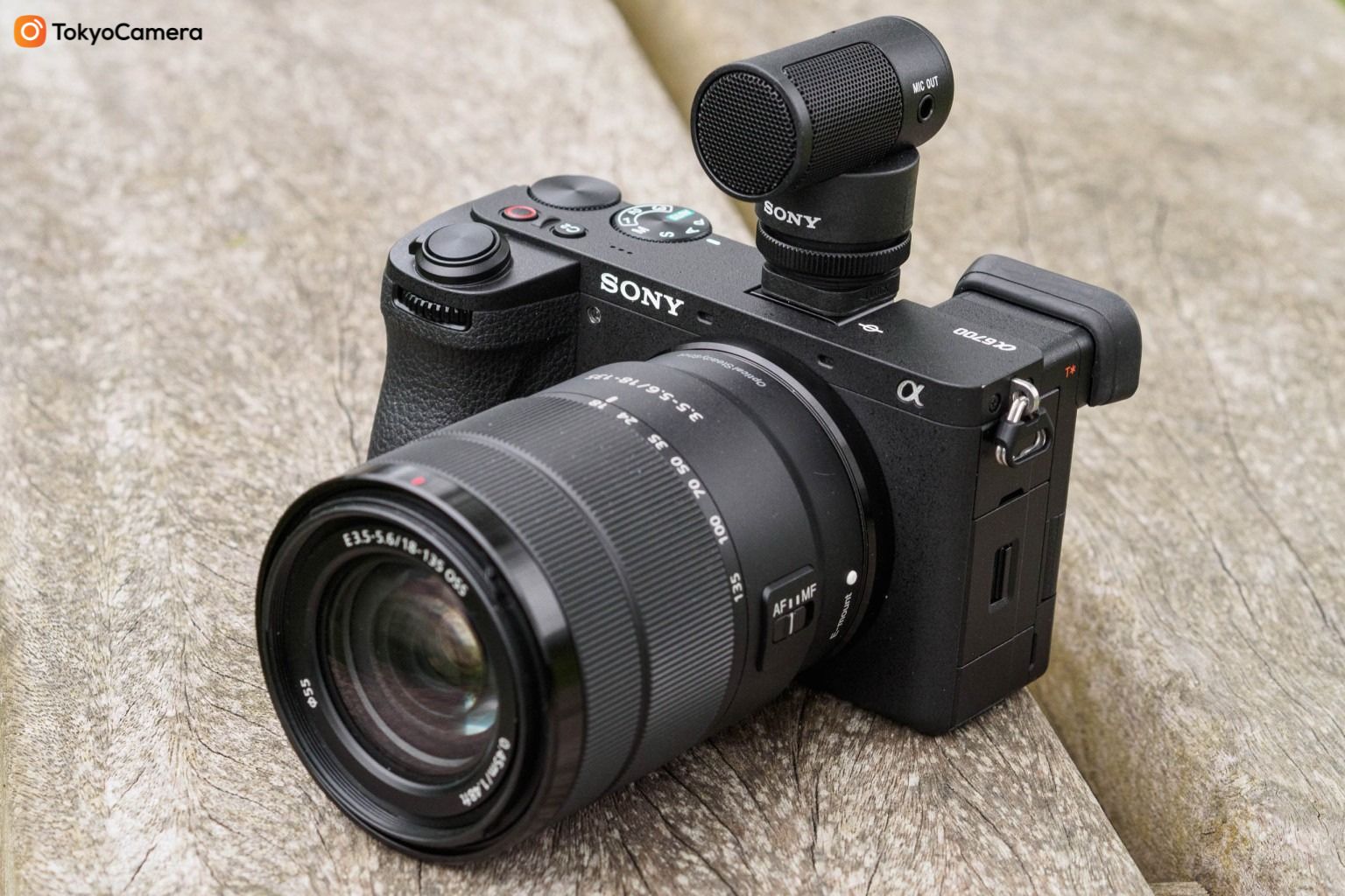Review Sony A6700 - Chiếc Máy Crop Khiến Bạn Phải Mê Mẩn