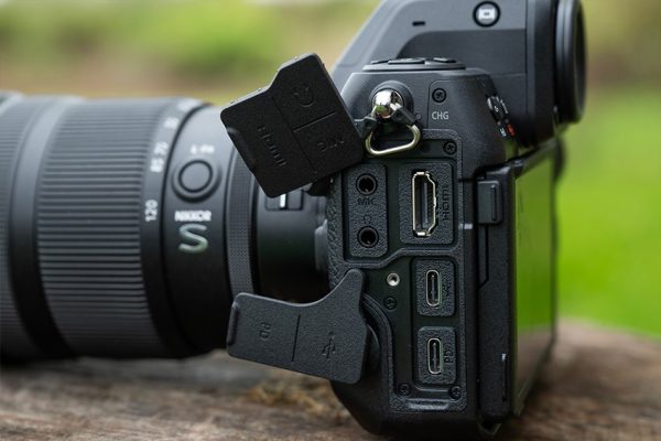 Nikon Z8 sở hữu đa dạng kết nối