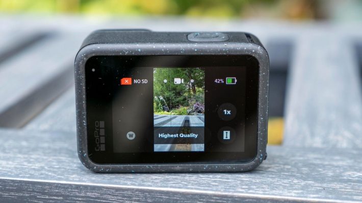 GoPro Hero 12 Black hỗ trợ khả năng quay chụp dọc từ tỉ lệ gốc 8:7