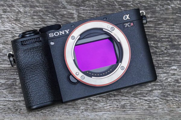 Sony A7CR sử dụng cảm biến BSI CMOS 60MP full-frame