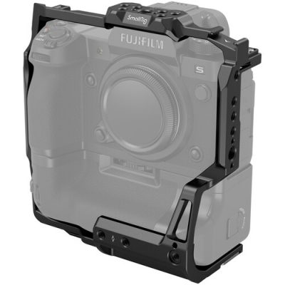Camera Cage for FUJIFILM X-H2S sẽ bảo vệ máy ảnh của bạn khi được lắp Kẹp pin FT-XH hoặc VG-XH
