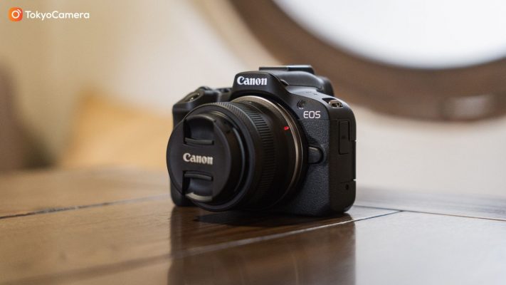 Những điểm đáng mua Canon EOS R50