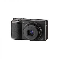 Alternative view of Ricoh GR III