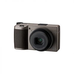 Alternative view of Ricoh GR III Diary