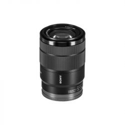 Alternative view of Sony E 18-135mm f/3.5-5.6 OSS