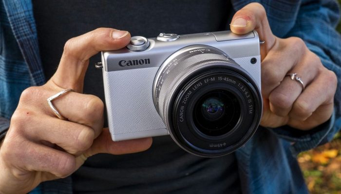Canon EOS M200 sở hữu cảm biến CMOS APS-C 24.1MP
