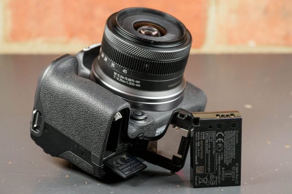 Review Canon EOS R10