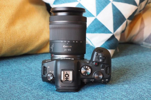 Review hệ thống nút bấm của Canon EOS R6 Mark II