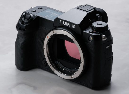 Ra mắt Fujifilm GFX 100S II