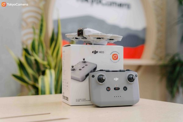 DJI Neo và HoverAir X1 Pro