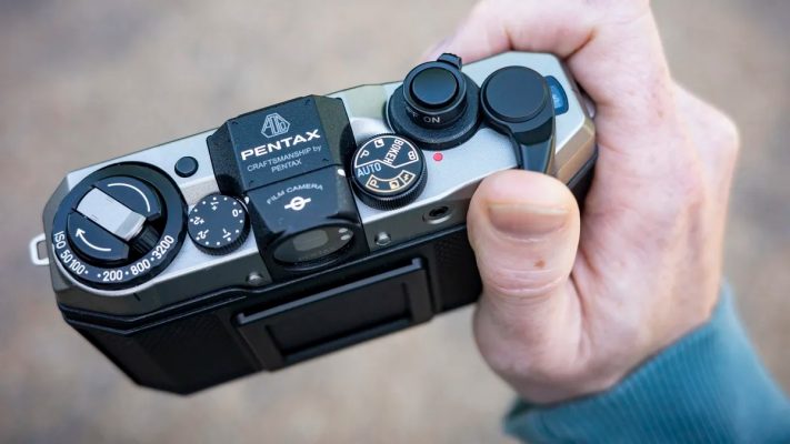 Review Pentax 17