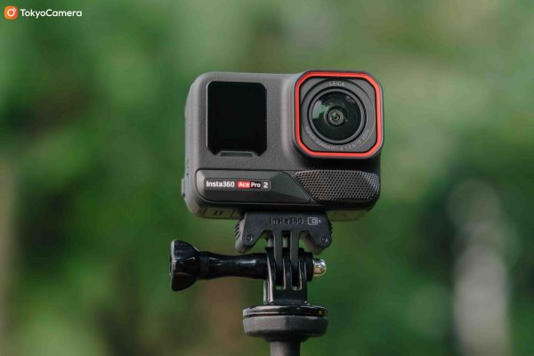 ra mắt insta360 ace pro 2