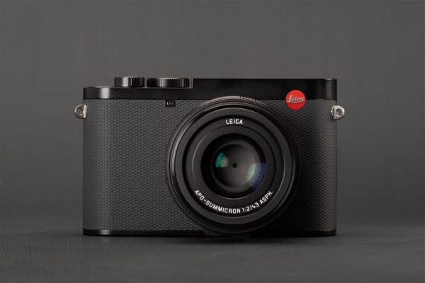 Review Leica Q3 43