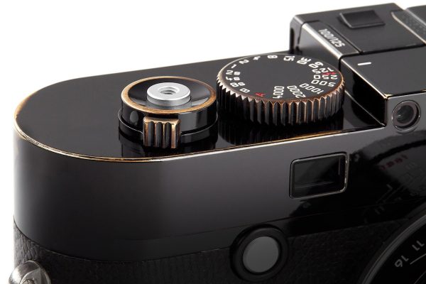 Leica M11 phiên bản đen bóng