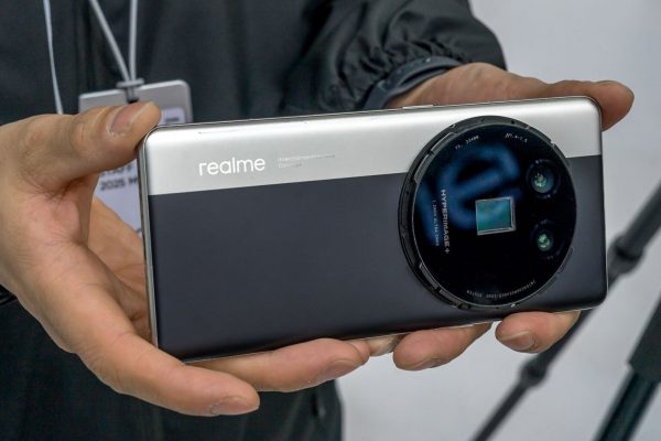 điện thoại lai máy ảnh realme