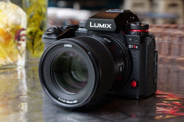 Panasonic Lumix S1 II Và S1 IIE