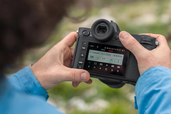 leica bổ sung quay 6k trên sl3