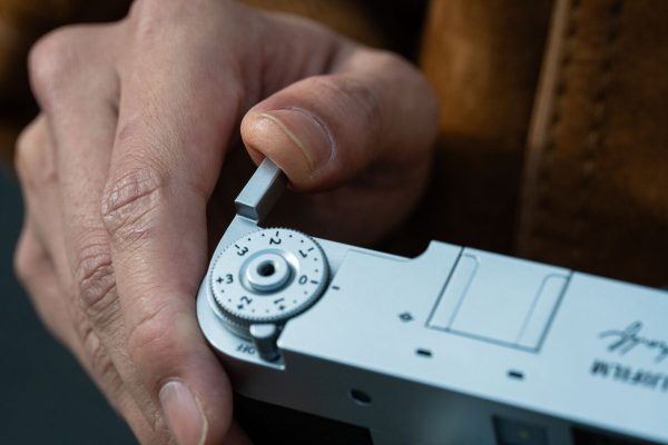 ra mắt Fujifilm X half