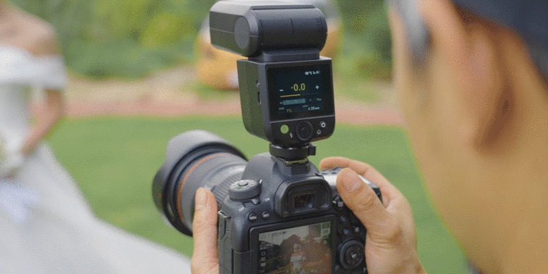 ra mắt Flash Godox V480C TTL