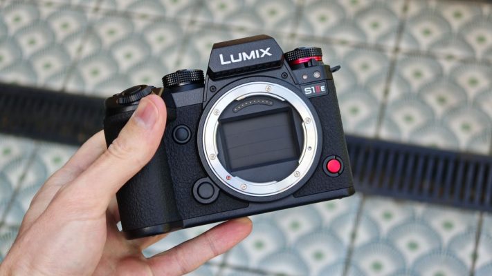 Firmware Mới Trên Panasonic Lumix S1R II