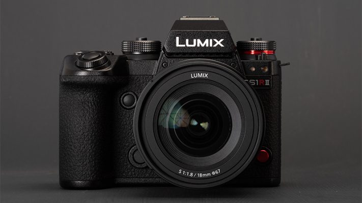 Firmware Mới Trên Panasonic Lumix S1R II