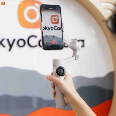 Insta360 Flow 2 được trang bị hệ thống chống rung 3 trục