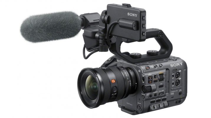 ra mắt Sony ECM-778