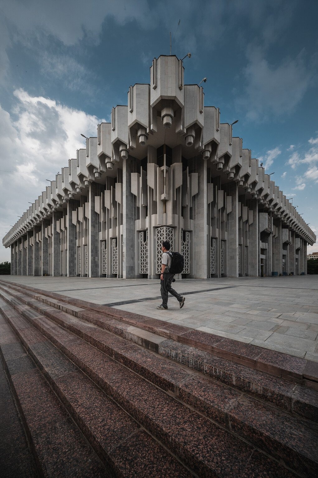 ra mắt Laowa 12mm f/2.8 Lite Zero-D FF