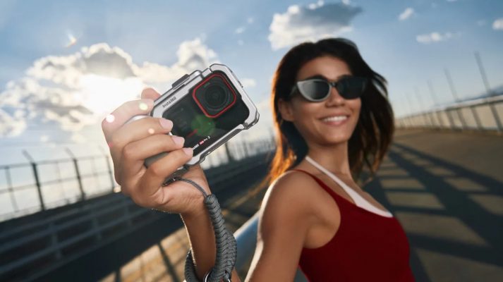 Insta360 Ace Pro 2 Xplorer màu bạc