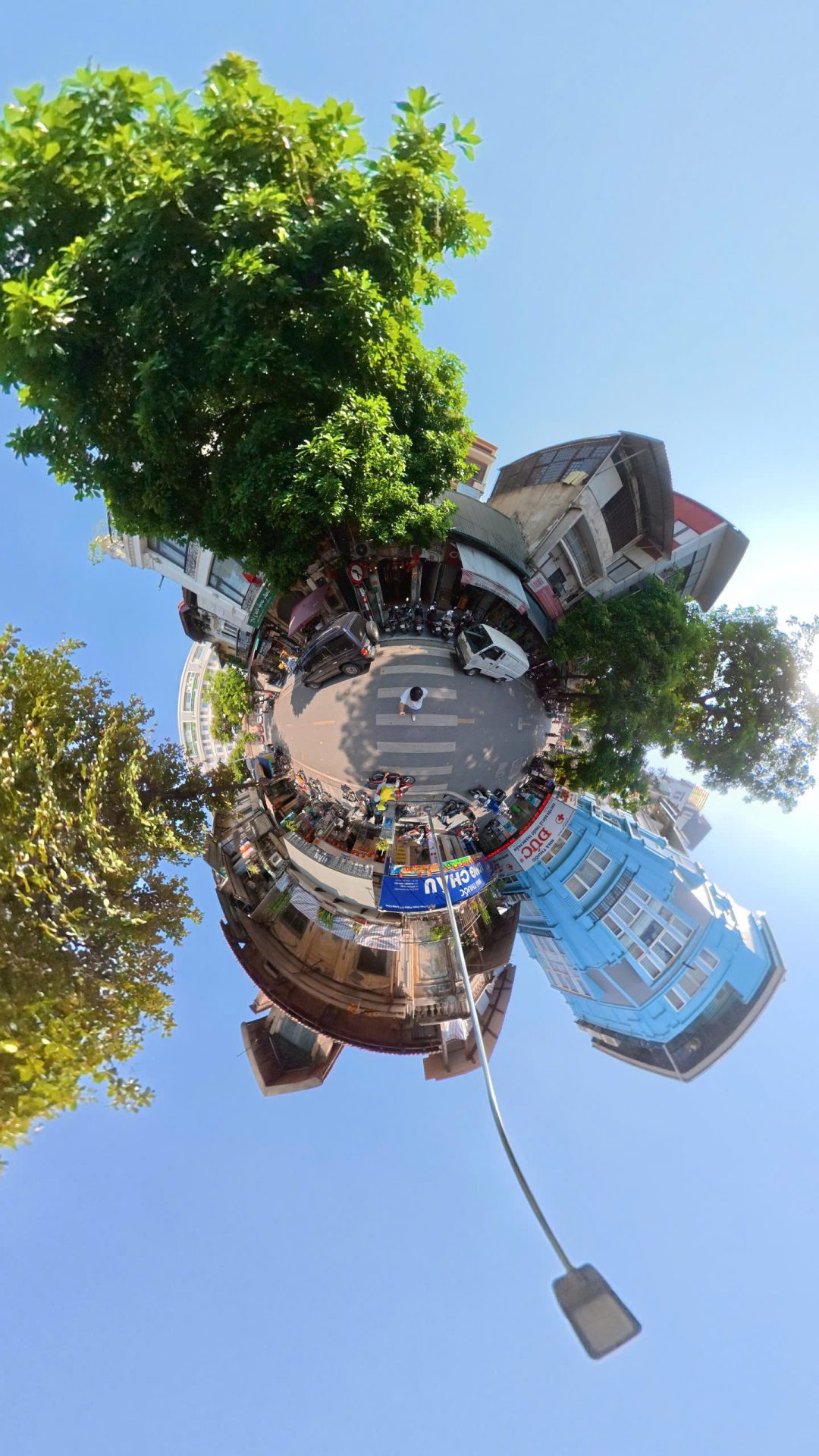 DJI Osmo 360 Và Insta360 X5