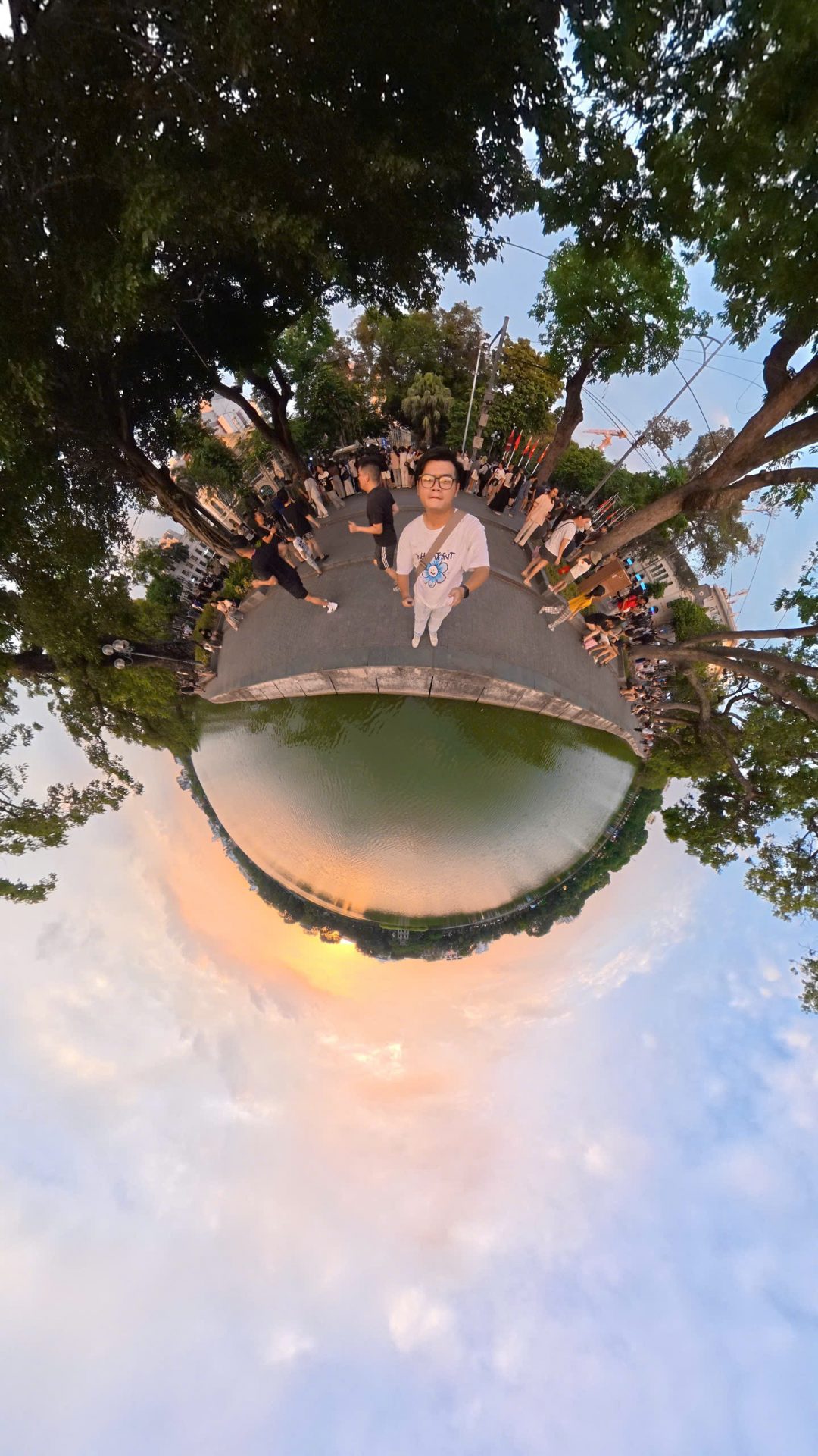 DJI Osmo 360 Và Insta360 X5
