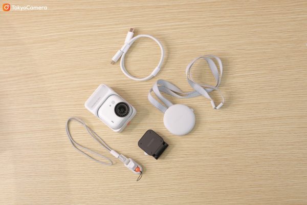 Insta360 GO Ultra Standard Bundle
