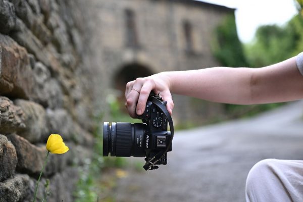 nikon 16-50mm f/2.8 và 35mm f/1.7