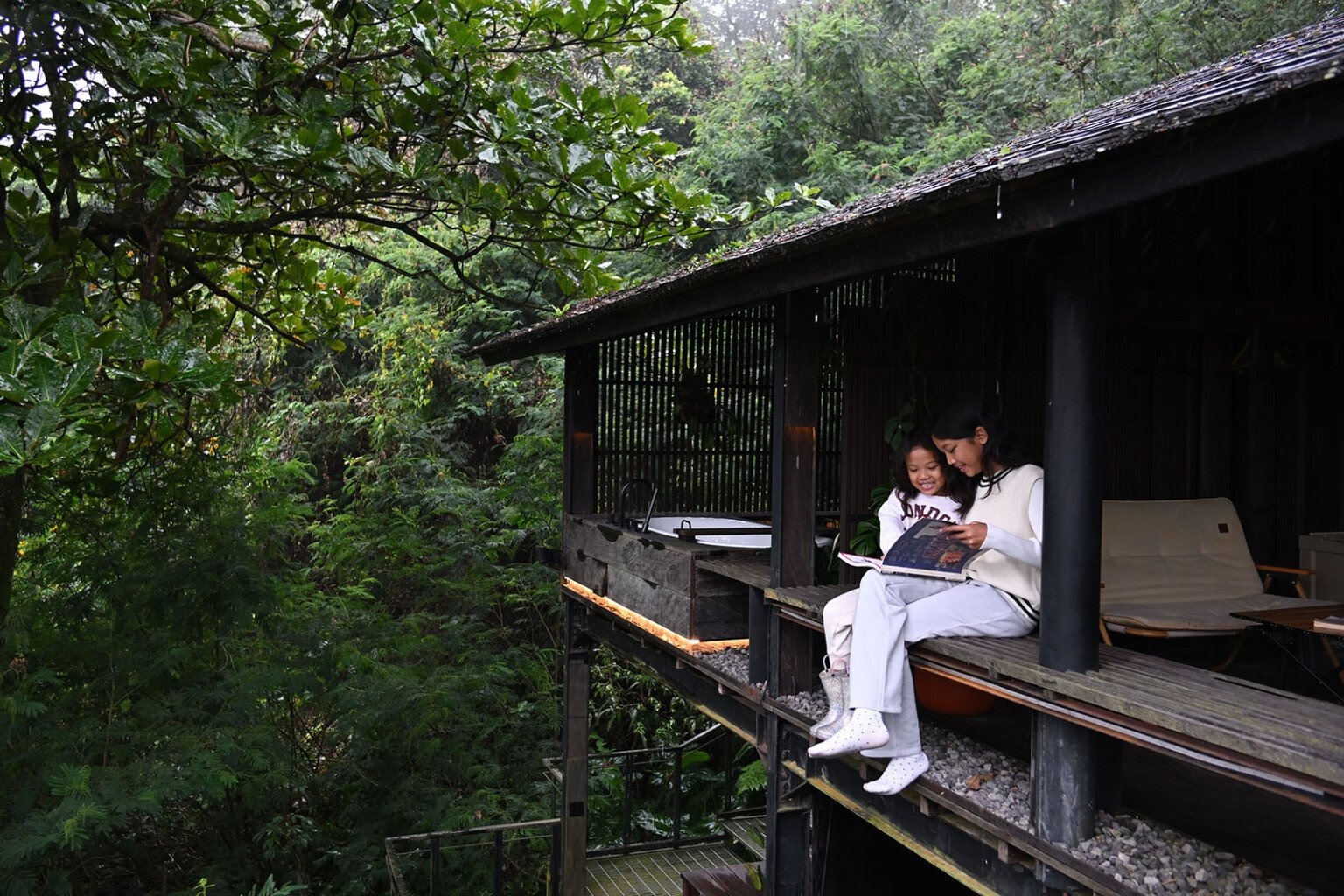 nikon 16-50mm f/2.8 và 35mm f/1.7