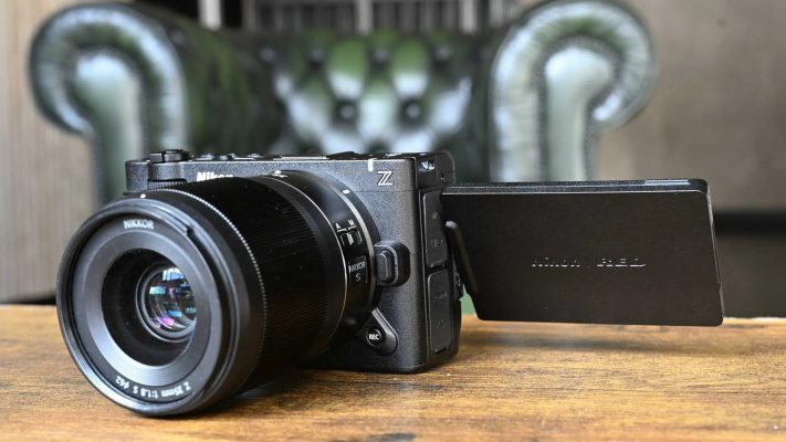 đánh giá nikon zr