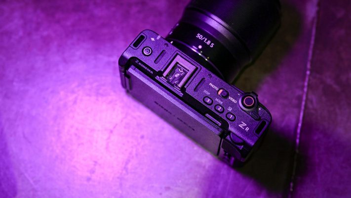 đánh giá nikon zr