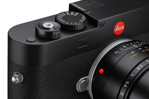ra mắt Leica M EV1