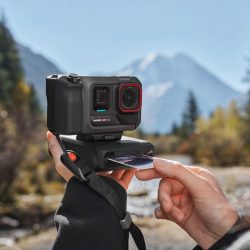 Alternative view of Insta360 Ace Pro 2 Flash Print Bundle