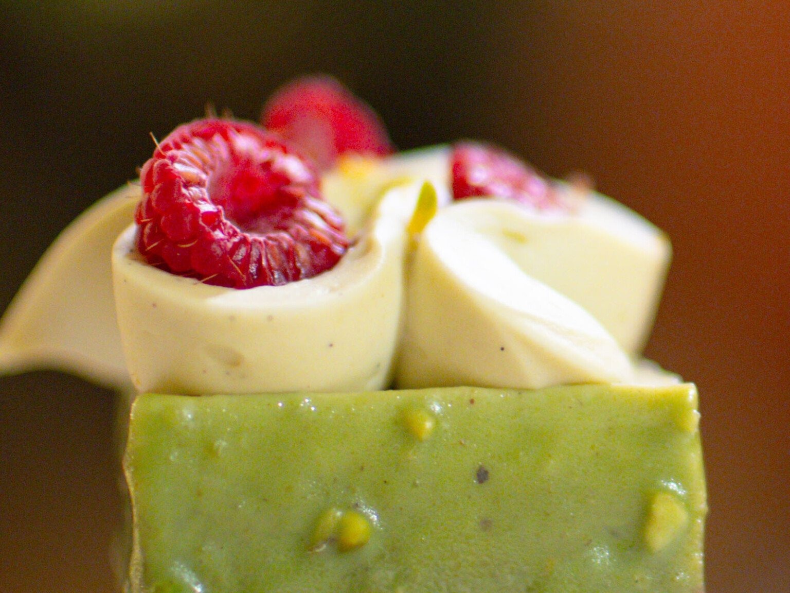 Ra Mắt Canon RF 45mm f/1.2