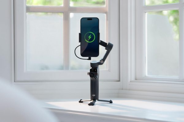 ra mắt dji osmo mobile 8