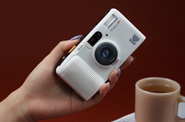ra mắt Kodak Snapic A1