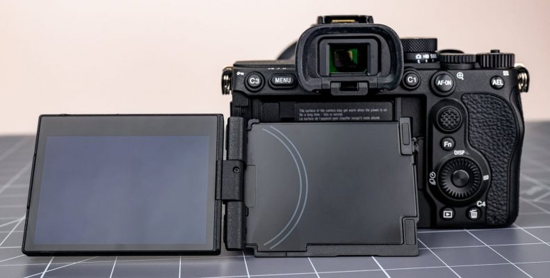 ra mắt sony a7 v