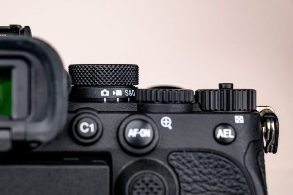 ra mắt sony a7 v