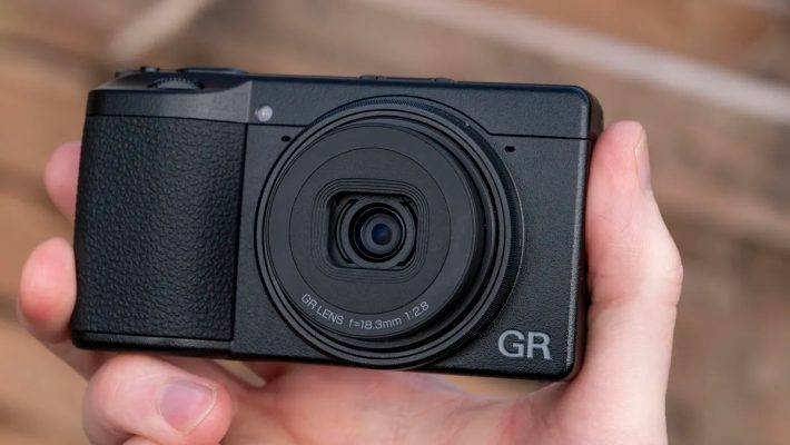đánh giá Ricoh GR IV